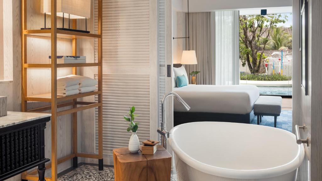 Kimpton Kitalay Samui, an IHG Hotel photo 2