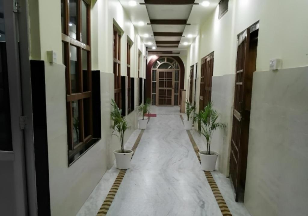 Hotel Pahuna Ghar photo 2