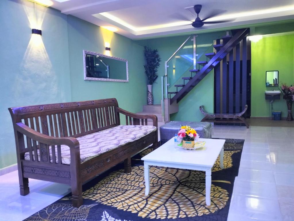 Nik Homestay photo 2
