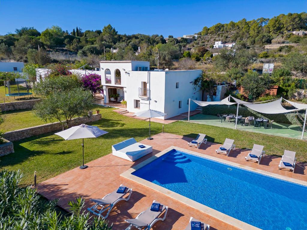 Villa in San Jose sleeps 10 - Sa Vinya photo 2