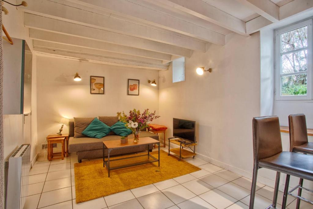 The castle house photo 1