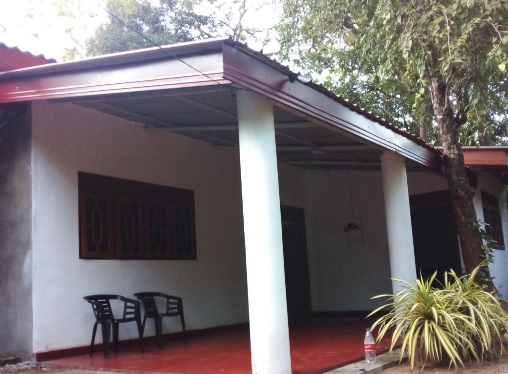Sanasuma Piyasa Holiday Home