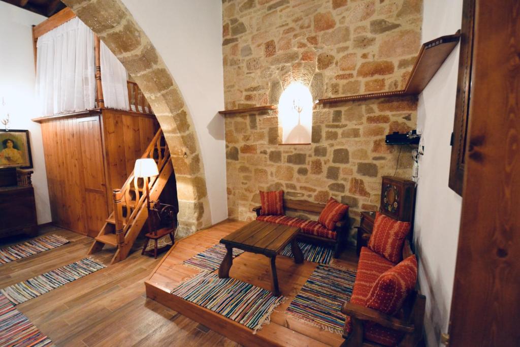 Villa Patitiri Traditional House photo 4