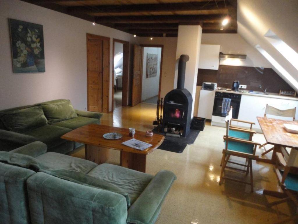 Dachwohnung in Waldgebiet photo 2