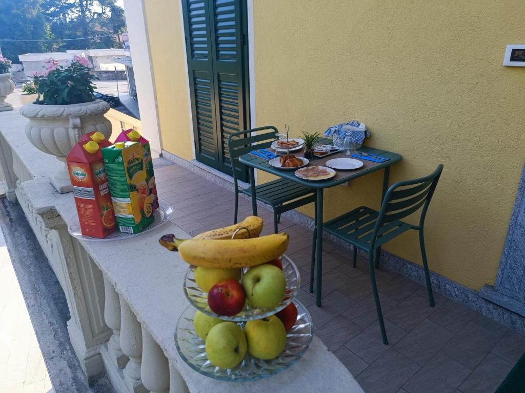 B&B VILLA PREZIOSA LAGO MAGGIORE photo 4
