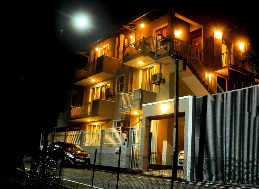Square One CONDO - Kelaniya photo 1