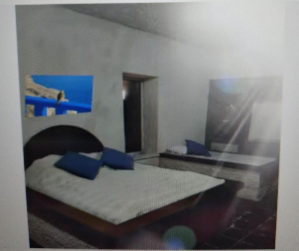 Τraditional seaside room HOMER photo 4