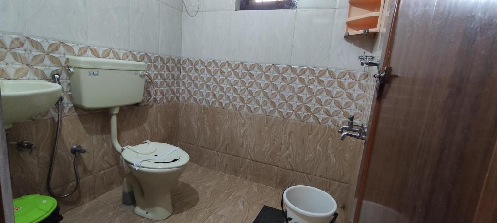 Koonamparayil Home Stay Munnar Anaviratty-Family Only photo 3