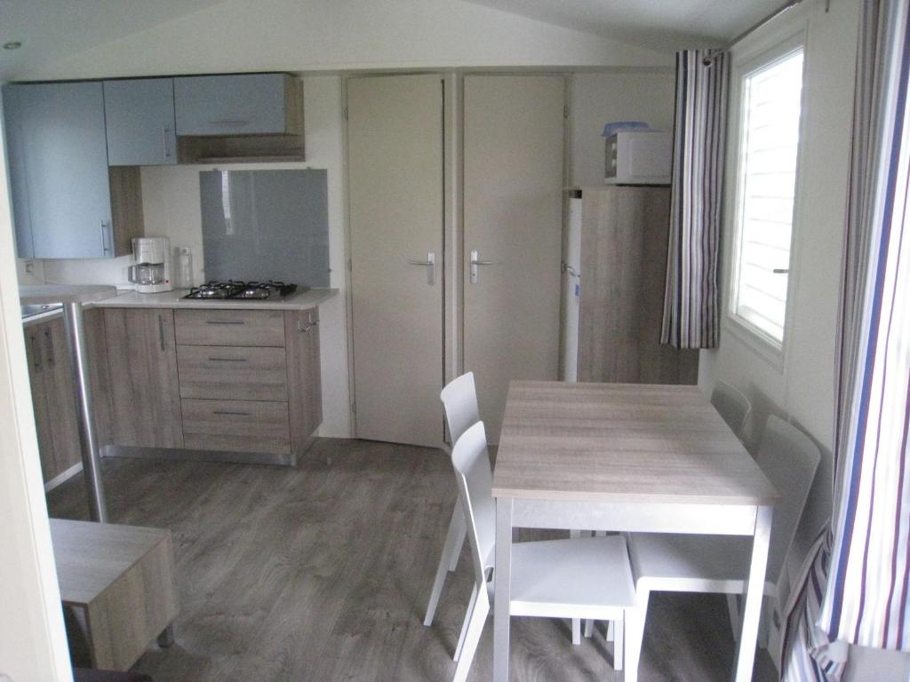 Gîte Bures, 3 pièces, 4 personnes - FR-1-584-306 photo 2