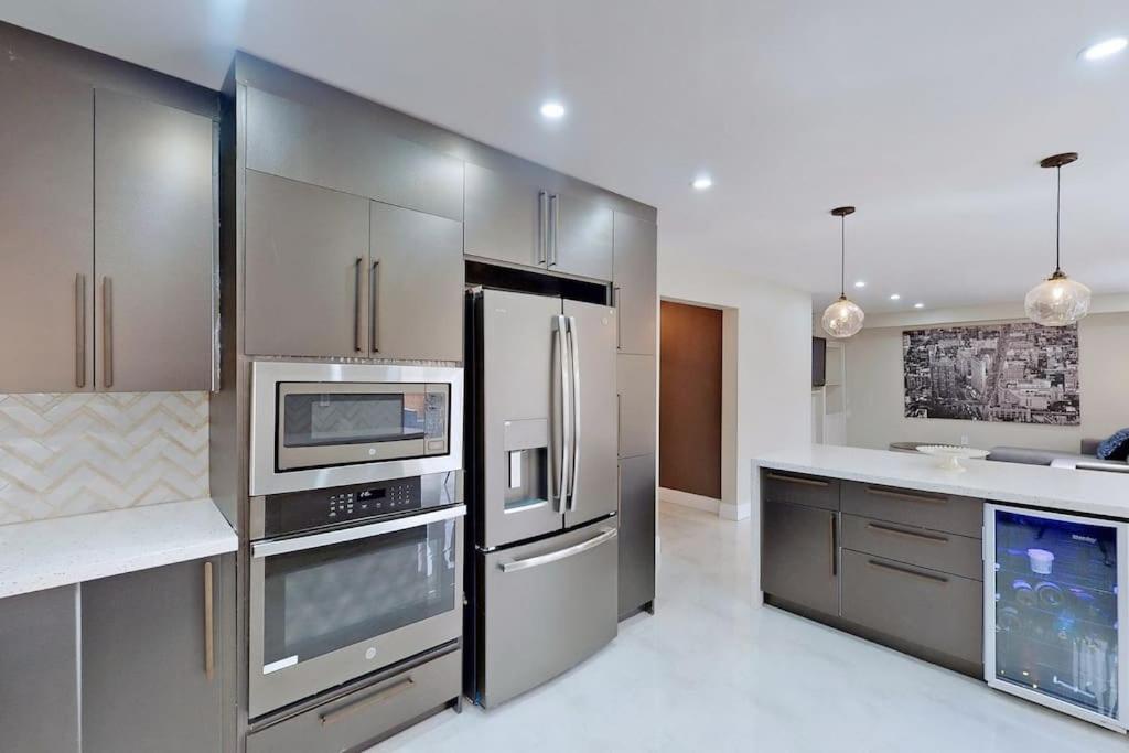 Superhouse with space for all! photo 2