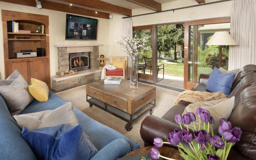 Timberline Condominiums 2 Bedroom Premier Unit C1D photo 1