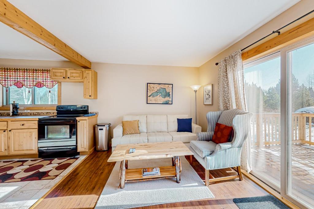 Alpine Horn Lodge at Big Powderhorn Mountain - Unit B photo 2
