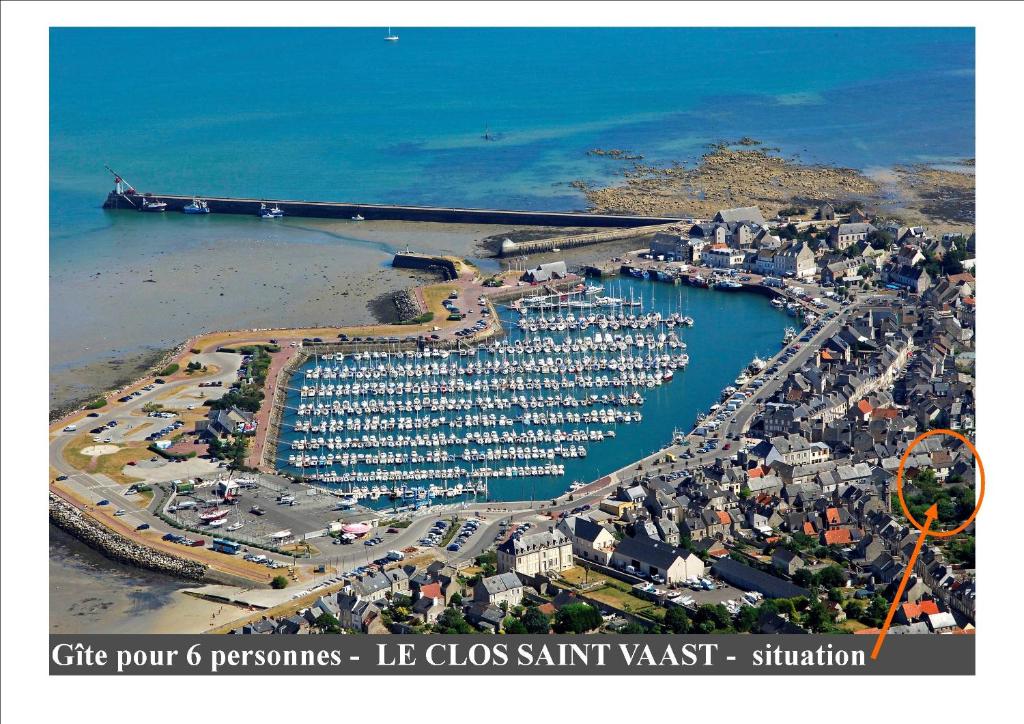 Clos St Vaast près plage et port photo 2