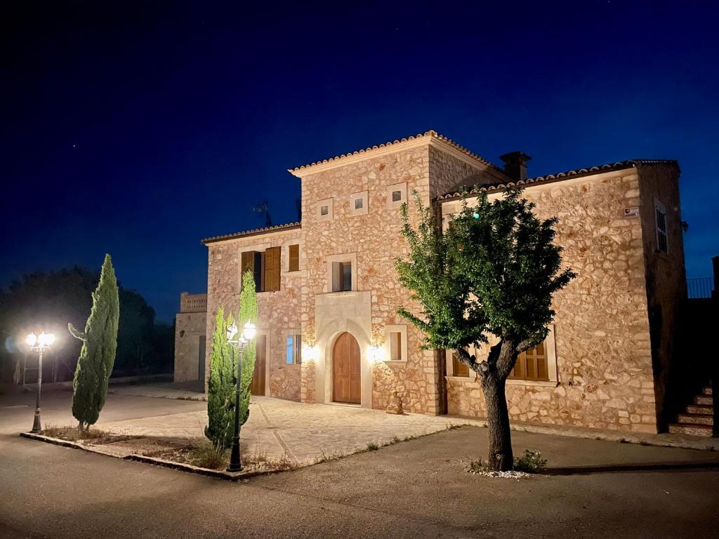 Villa with 50m2 pool close to Golf Vall dOr and Portocolom photo 2