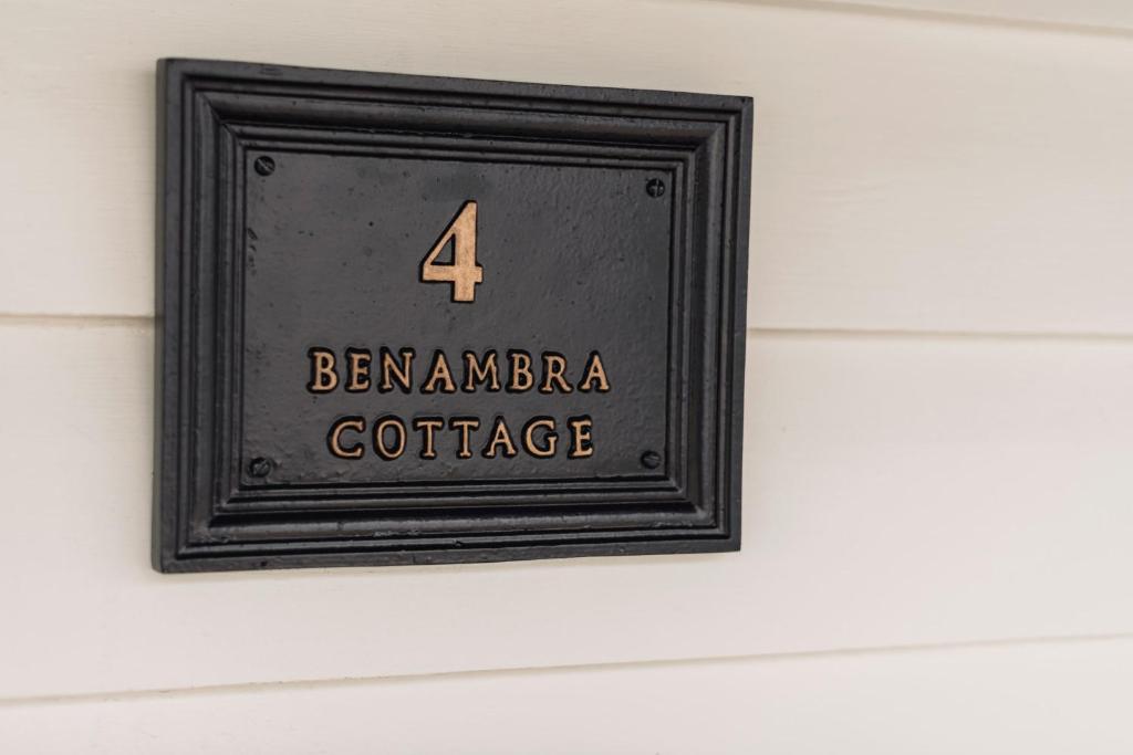 Benambra Cottage - Pet Friendly photo 1