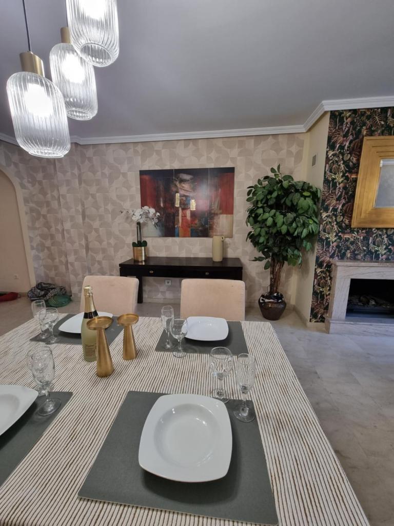 Luxurious Holiday Home in Benahavis photo 2
