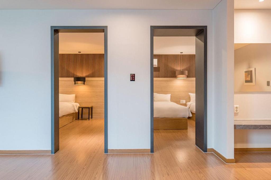 Two Y Hotel photo 1