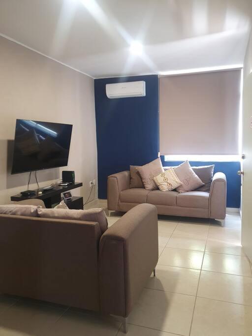 Casa llena de vida y buena vibra con las amenidades necesarias para que pases una estancia de 10! photo 1