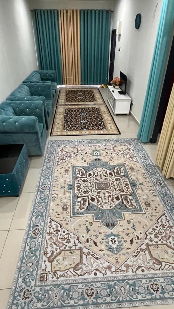 Homestay Anggun photo 4