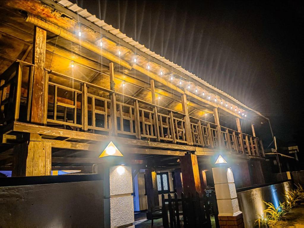 Owinro Beach Hotel & Restaurant - Waikkala photo 1