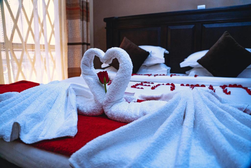 GOLDEN QUEST HOTEL photo 1