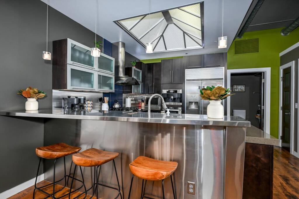 Luxury Condo in Akron Northside District photo 1