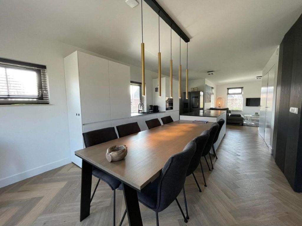 Country house with a terrace near the Langweerder Wielen photo 4