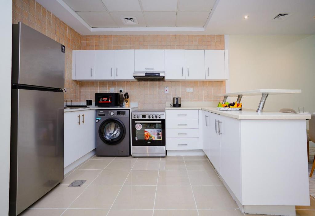 Citi home 1BR New Marina Sulafa Tower photo 3