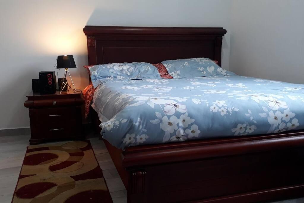 Departamento con jacuzzi sector U estatal Cuenca photo 2
