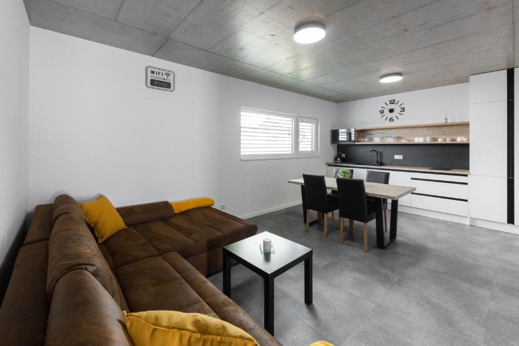 Marley & Me Apartments
