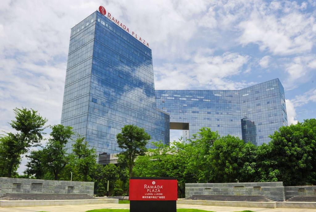 Ramada Plaza Liuzhou Liudong photo 2
