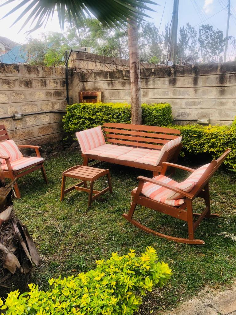 weekend getaway fully furnished photo 4