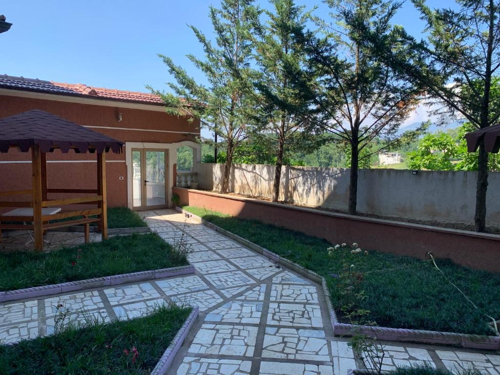 New villa apartment photo 2