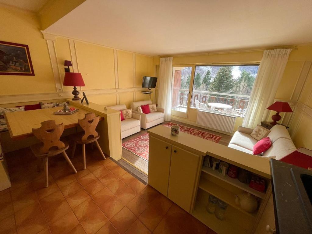 GRAND STUDIO PLEIN CENTRE AURON photo 4