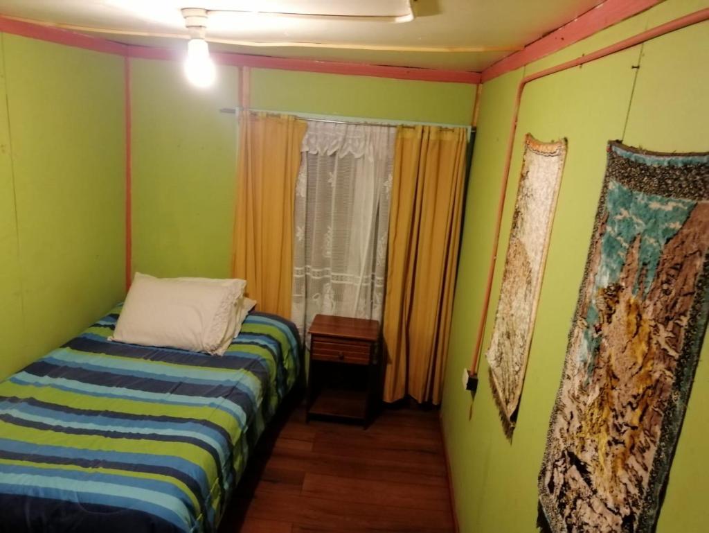 Refugio de Tranquilidad: Cabaña de 2 Dormitorios con WiFi y Estacionamiento Privado en Río Bueno photo 3