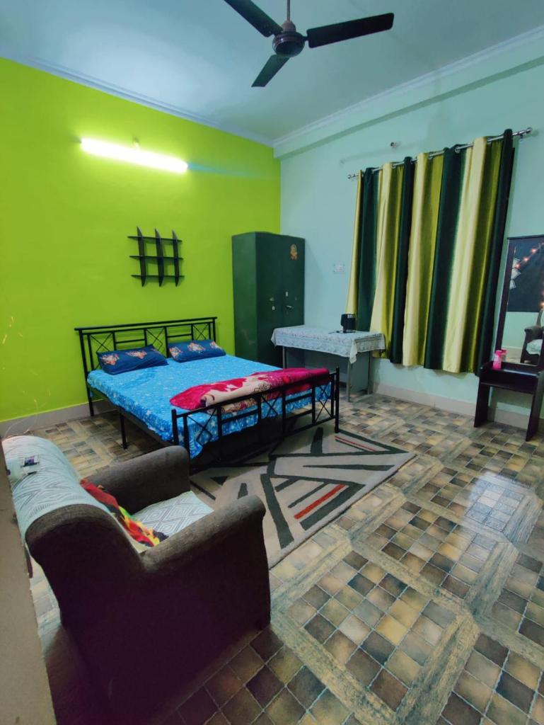 Pathak's Homes