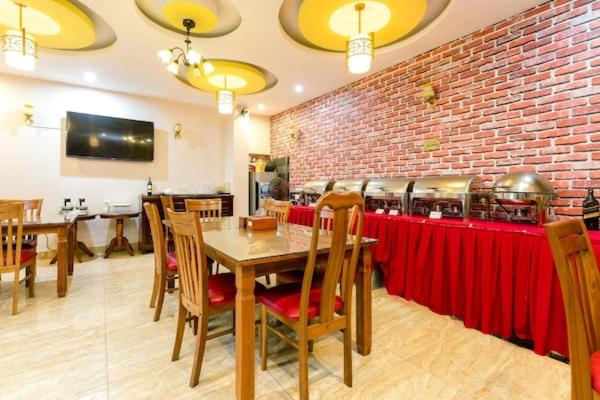 New Amely Hotel and Resident