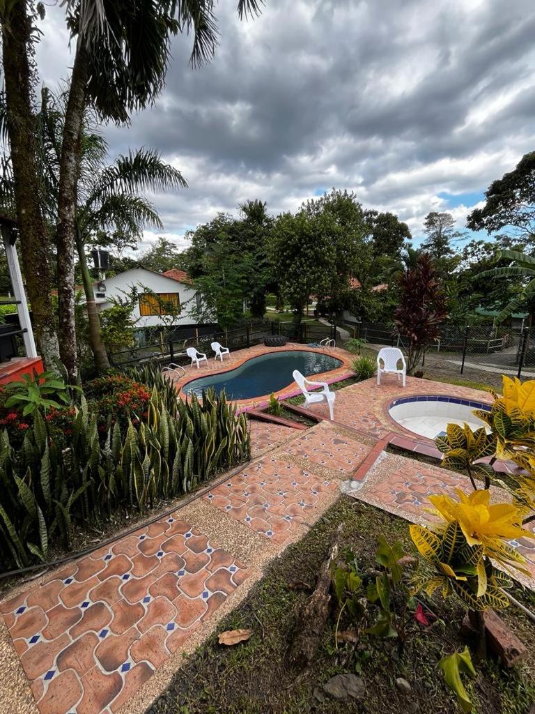 Casa campestre japon Restrepo Meta photo 3
