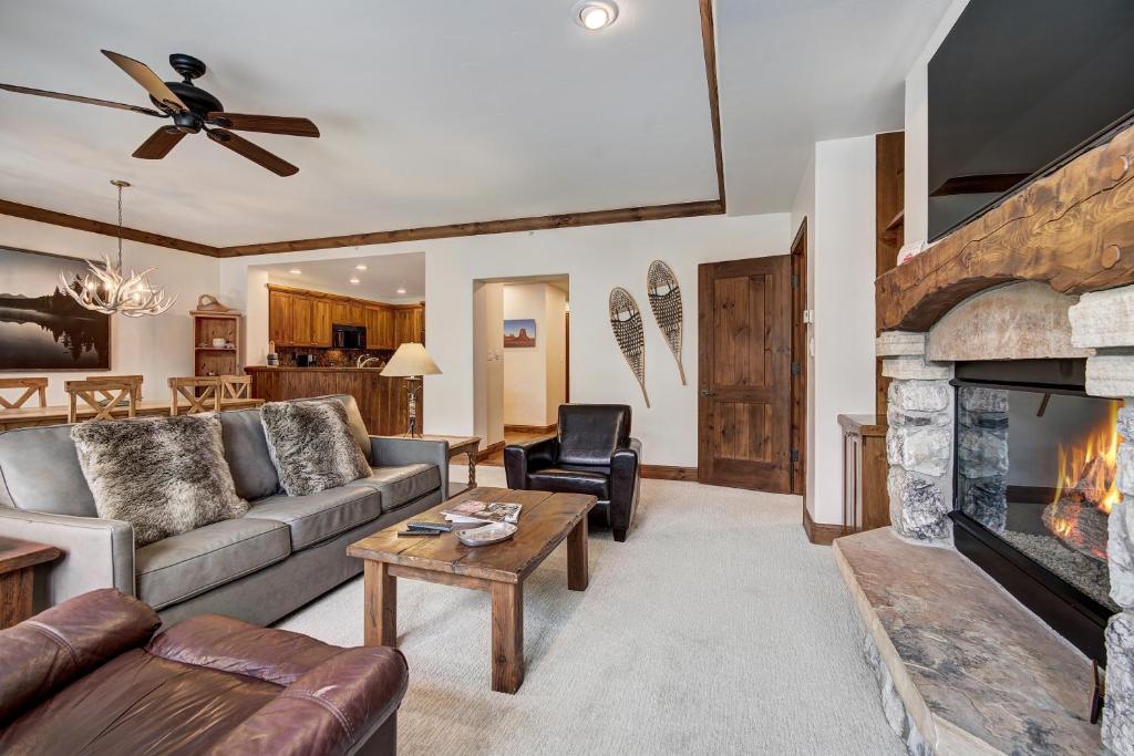 Elkhorn 408 photo 2