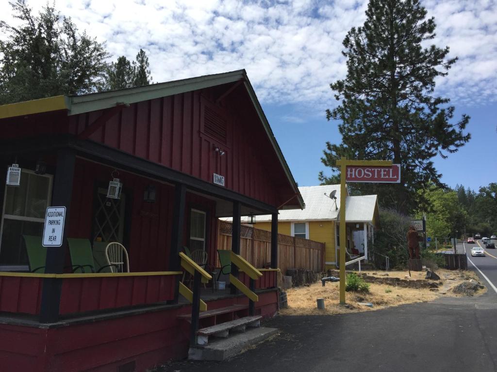 Yosemite International Hostel photo 2