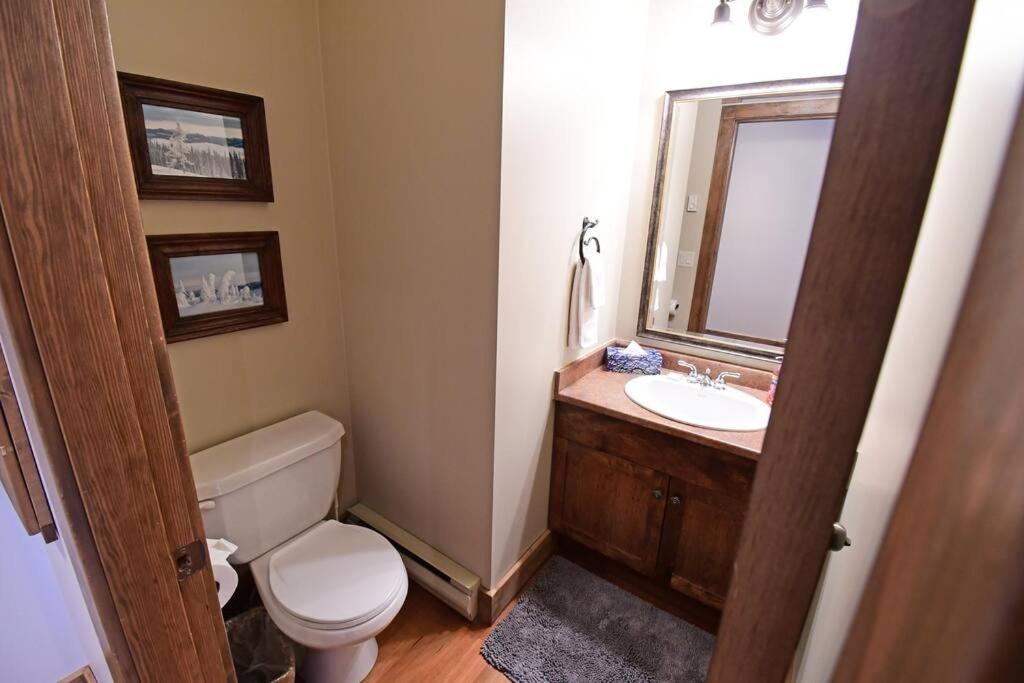 Luxury South Point Chalet w/Hot Tub photo 4