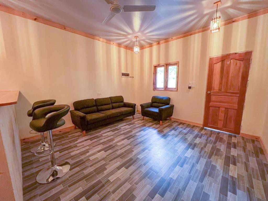 PrivHotel - Himandhoo photo 4