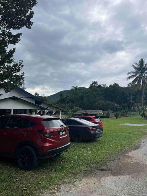 Kampung House (Minang) in Hulu Yam, Batang Kali photo 3