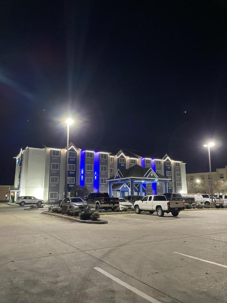 Microtel Inn and Suites Baton Rouge Airport photo 1