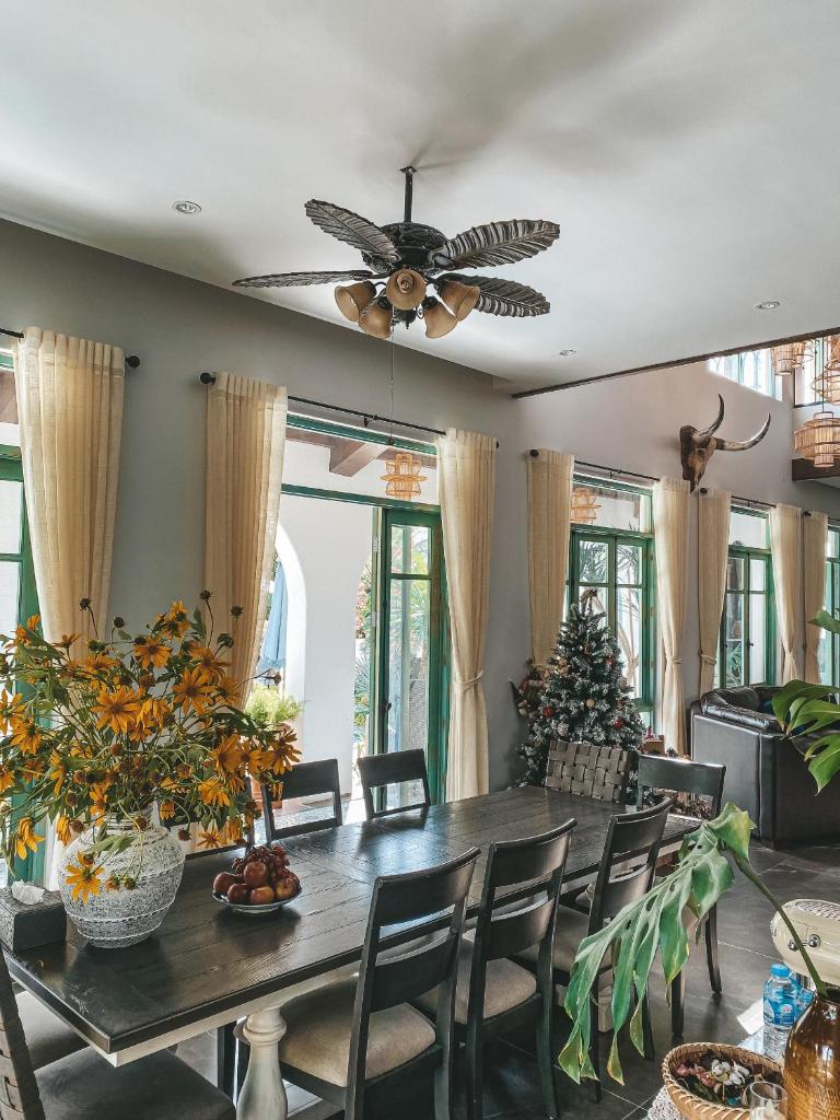 Casa Bonita - Venue Travel