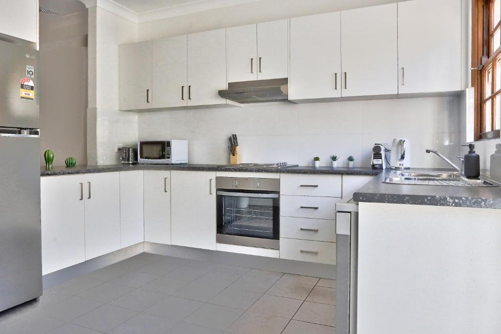 Elegant House Chippendale - City Center 2 E-Bikes Included photo 4