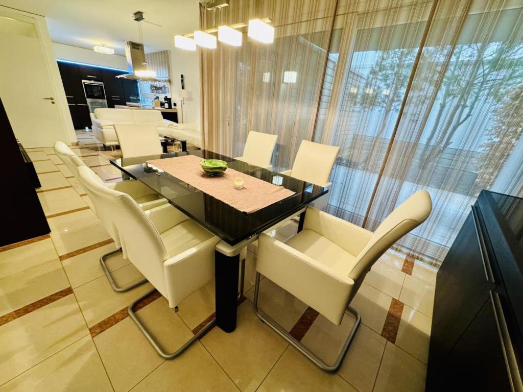 Resid. im Kurpark, Lagune photo 2
