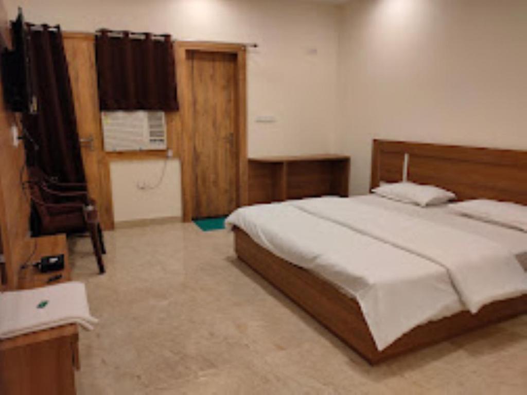 Hotel Green Galaxy Jhansi photo 4