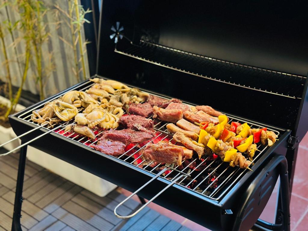 T98 Westlake Apartment