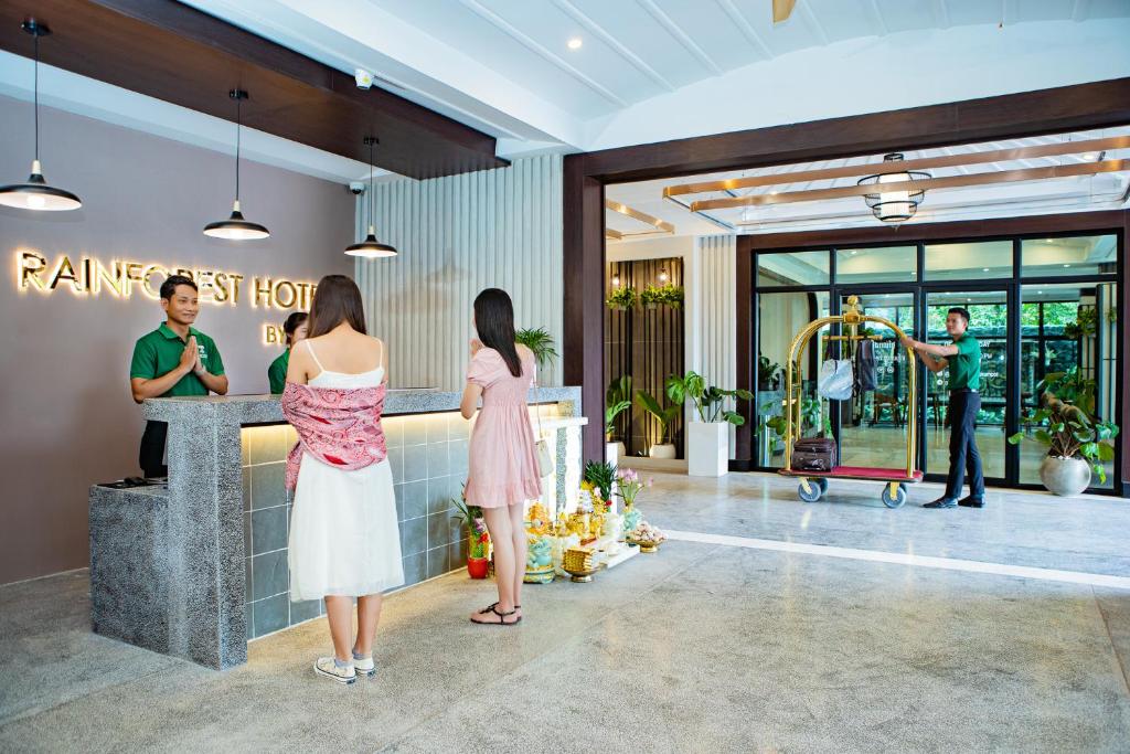 Rainforest Hotel by NSUN photo 1